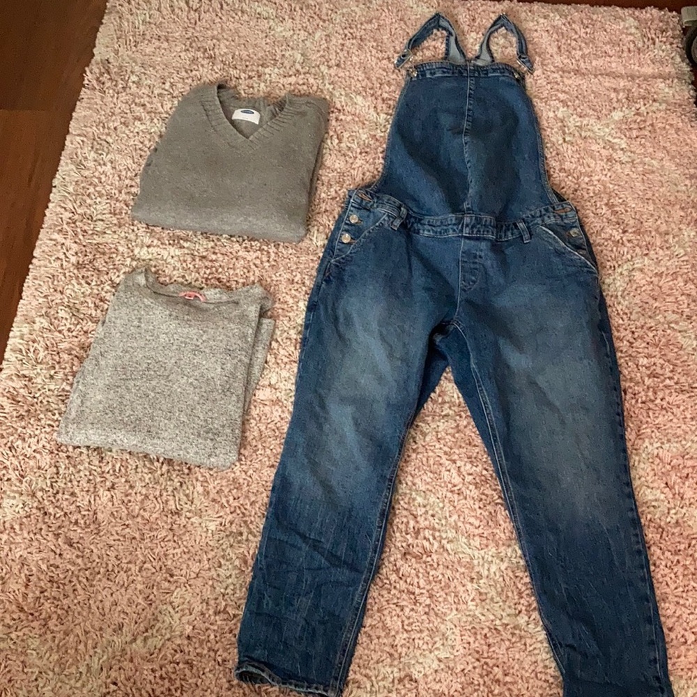 Women’s maternity wear bundle
